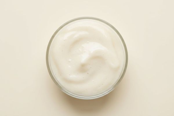 Gelée Royale als Makroaufnahme, cremeweisse Masse